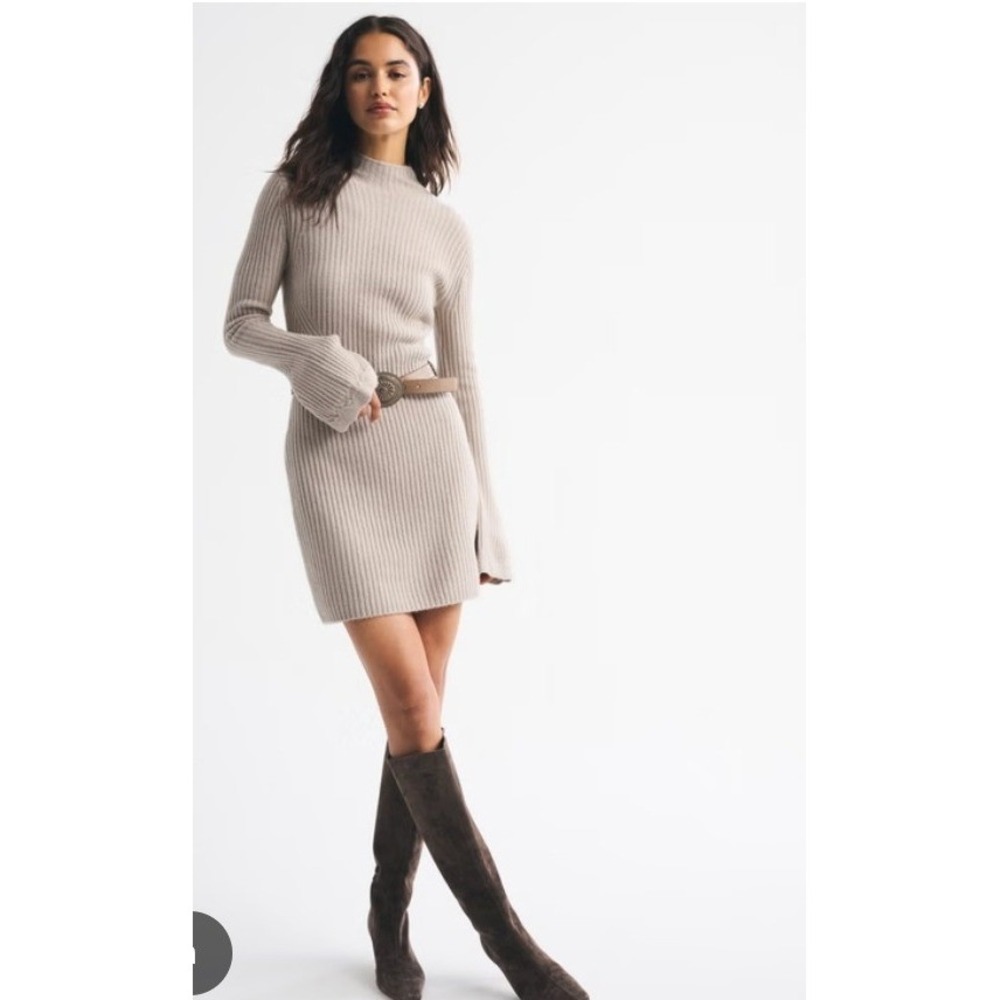 Abercrombie & Fitch Mock Neck Ribbed Sweater Dress Tan Bell Sleeve Small NEW